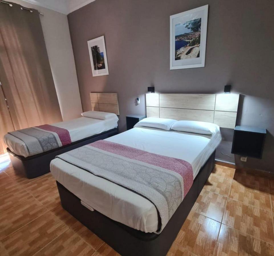 Hostal Miami Madrid Eksteriør billede