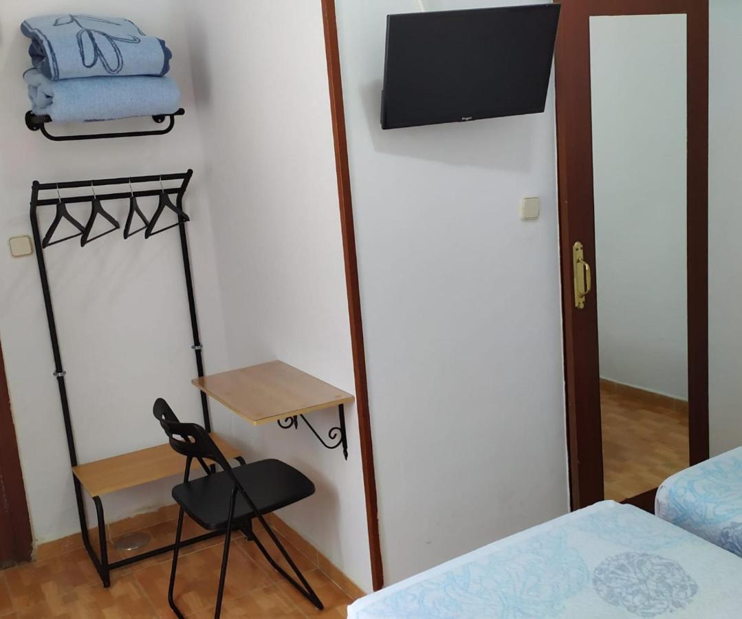 Hostal Miami Madrid Eksteriør billede